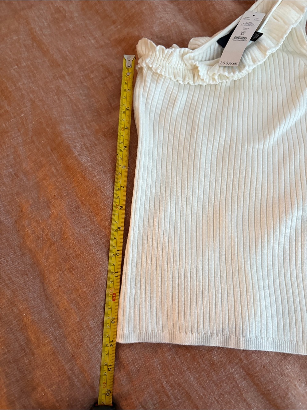 White House Black Market NWT One-Shoulder Ruffle Ribbed Tank in Ivory - Picture 4 of 11